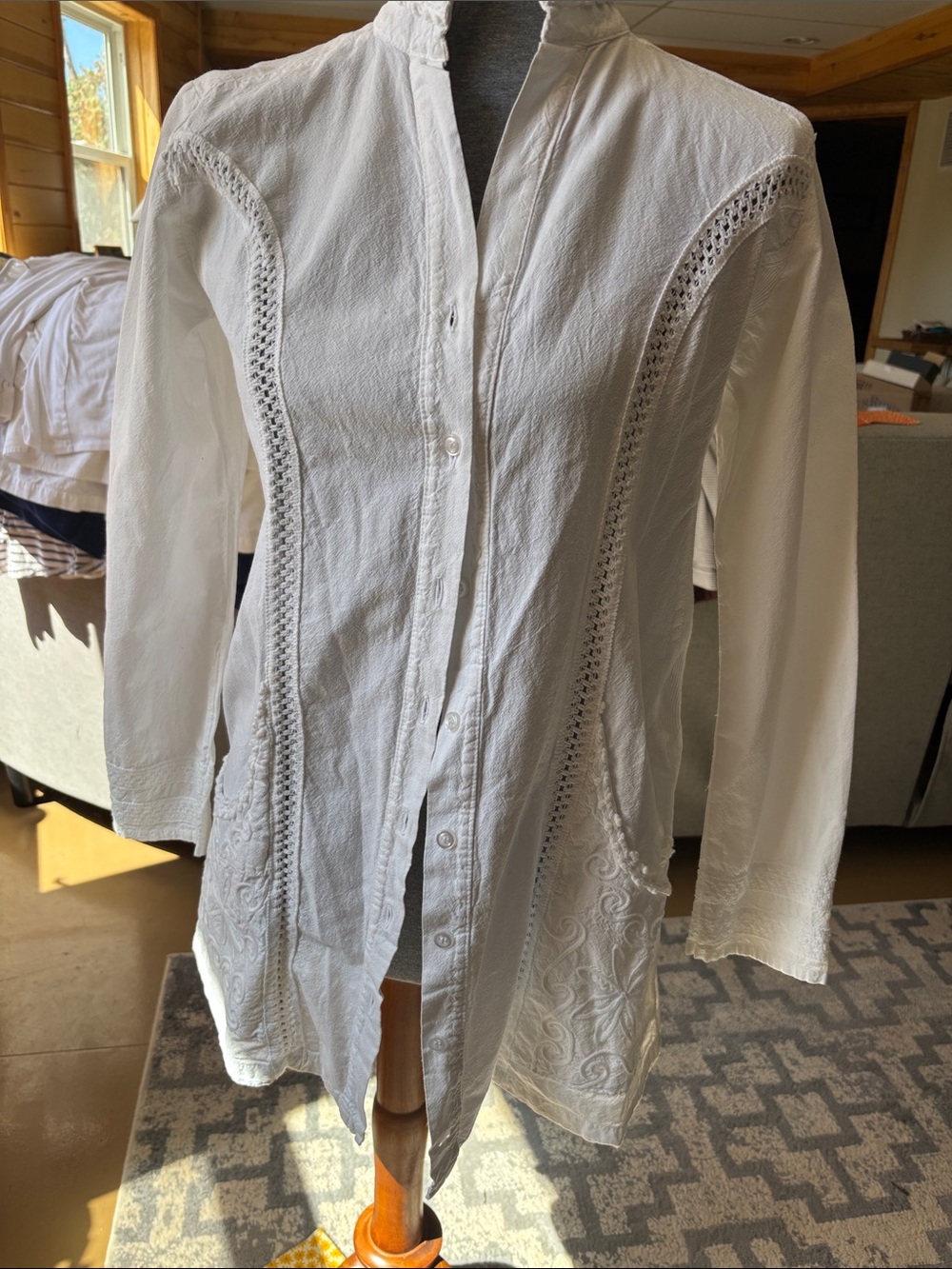 Women's White Embroidered Button-Front Tunic with Lace Insets